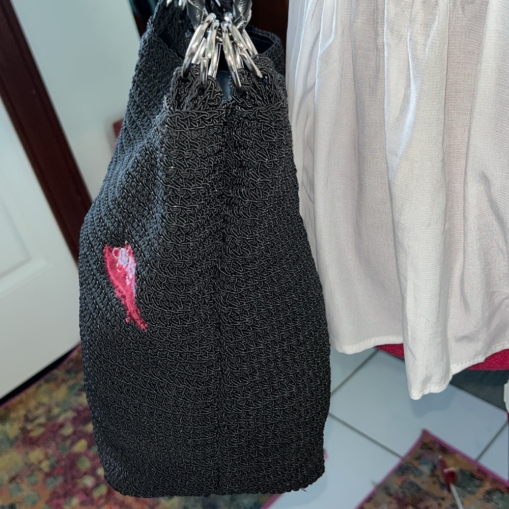 Crocheted bag  black / red velvet hat /white lt. Blue Red flower appliqué 3 comp - Picture 6 of 17